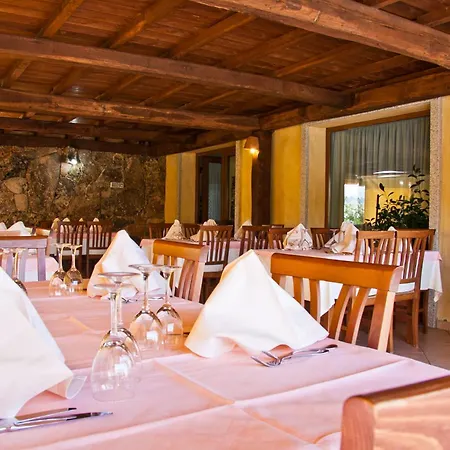 Hotel Alador